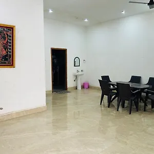 Willa Jamuna Kunj, Waranasi